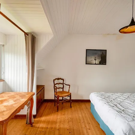 100m De La - Maison Pour 10 Personnes Hébergement de vacances